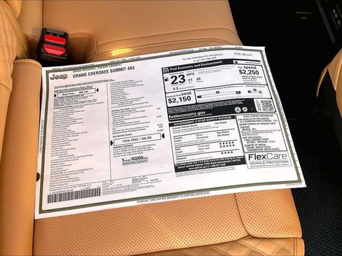 New 2026 Jeep Grand Cherokee Summit w/ Obsidian Package AWD/4WD image 19
