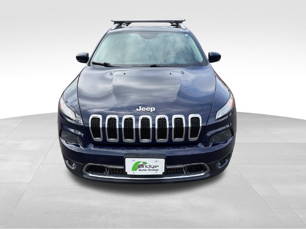 Used 2016 Jeep Cherokee Limited AWD/4WD image 2