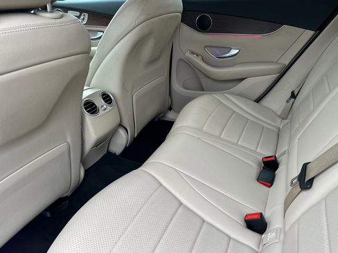 Certified 2022 Mercedes-Benz GLC 300 image 12