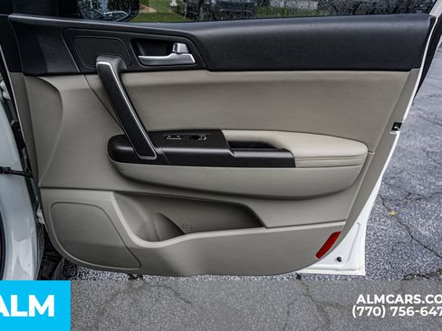 Used 2021 Kia Sportage S FWD image 43