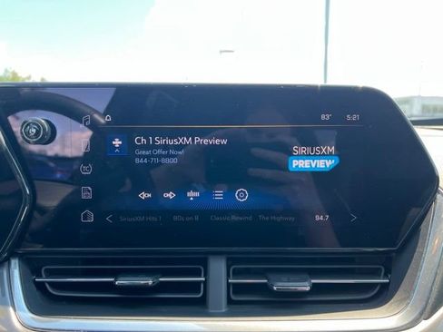 Used 2024 Chevrolet Trax ACTIV w/ Driver Confidence Package FWD image 18
