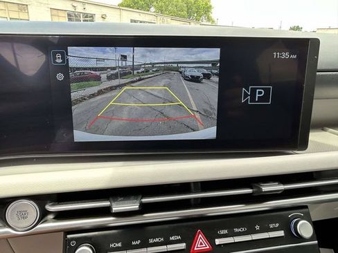 Certified 2025 Hyundai Tucson SE FWD image 15