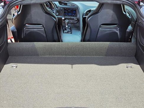 Used 2017 Chevrolet Corvette Stingray Coupe RWD image 6