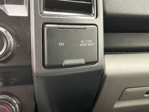 Used 2018 Ford F150 XLT w/ Equipment Group 302A Luxury AWD/4WD image 24