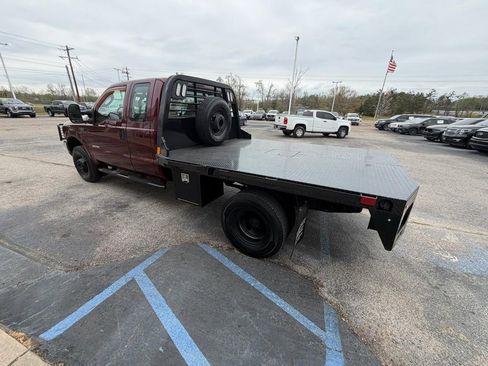 Used 2004 Ford F350 Lariat image 4