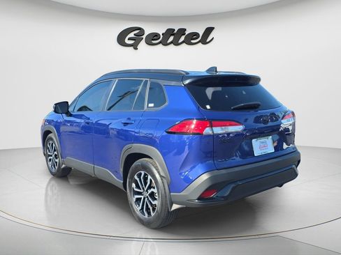 Used 2024 Toyota Corolla Cross AWD Hybrid w/ Moonroof Package image 7
