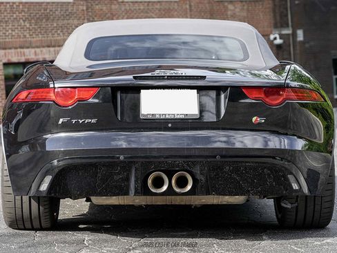 Used 2015 Jaguar F-TYPE S RWD image 18