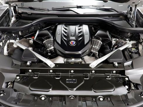 Used 2022 BMW ALPINA XB7 ALPINA XB7 image 28