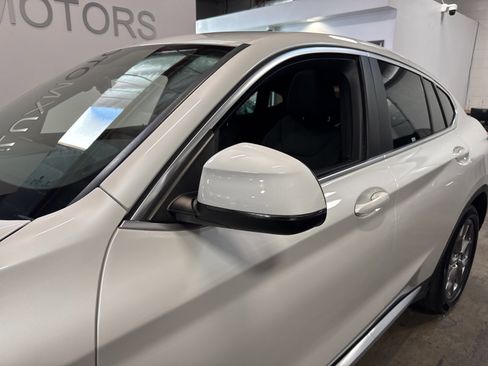 Used 2023 BMW X4 xDrive30i w/ Premium Package image 6