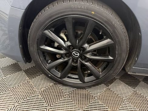 Used 2023 MAZDA MAZDA3 s FWD image 32