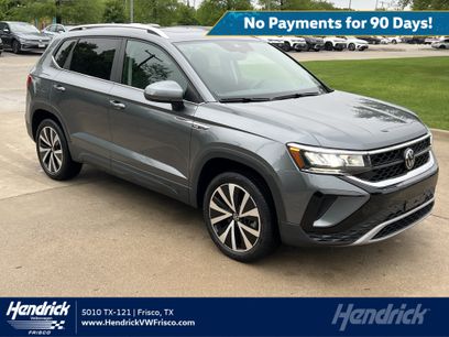 Certified 2023 Volkswagen Taos SE w/ Panoramic Sunroof Package