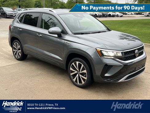 Certified 2023 Volkswagen Taos SE w/ Panoramic Sunroof Package FWD image 1