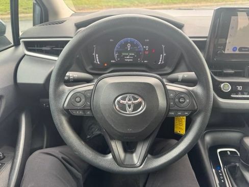Used 2026 Toyota Corolla LE FWD image 18