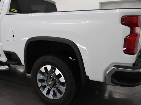 Used 2022 Chevrolet Silverado 2500 LT w/ Convenience Package AWD/4WD image 31