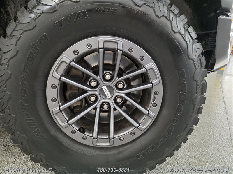 Used 2019 Ford F150 Raptor w/ Equipment Group 802A Luxury AWD/4WD image 18