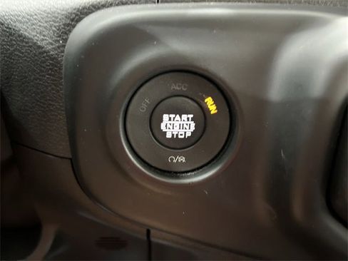 Used 2023 Jeep Wrangler Unlimited image 15