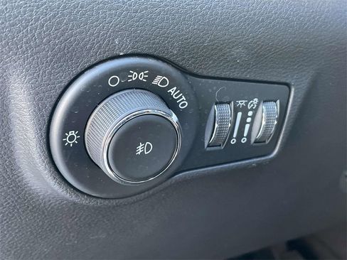 Used 2022 Jeep Compass High Altitude image 27