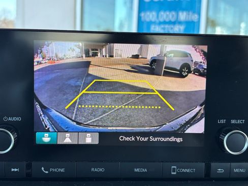 Used 2023 Honda Accord LX image 30