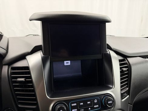 Used 2017 Chevrolet Tahoe LT image 23