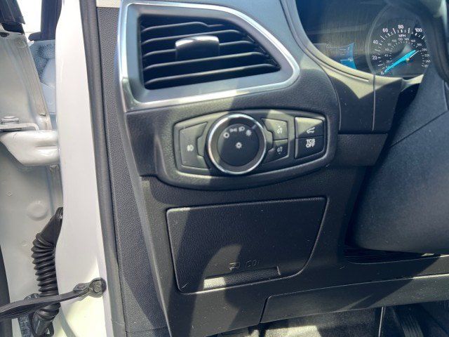 Used 2022 Ford Edge Titanium AWD/4WD image 12
