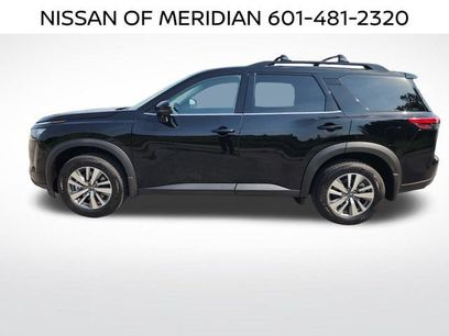 New 2026 Nissan Pathfinder SL w/ Cargo Package