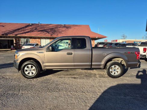 Used 2018 Ford F150 XLT image 3
