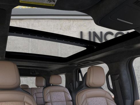 New 2025 Lincoln Navigator Black Label image 22