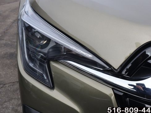 Used 2023 Subaru Ascent Premium w/ Convenience Package image 6