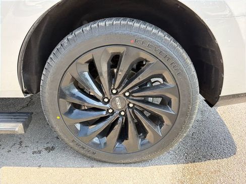 Used 2019 Lincoln Navigator Reserve AWD/4WD image 31