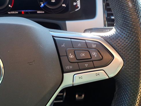 Used 2022 Volkswagen Atlas Cross Sport SEL Premium R-Line image 15