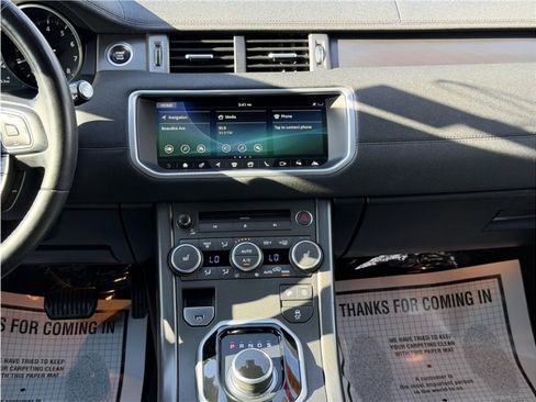 Used 2018 Land Rover Range Rover Evoque AWD/4WD image 40