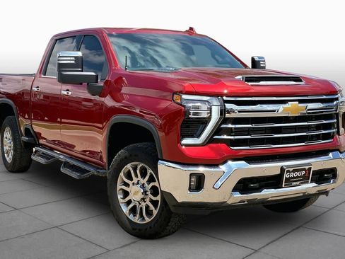 Used 2026 Chevrolet Silverado 2500 LTZ w/ LTZ Texas Edition AWD/4WD image 3
