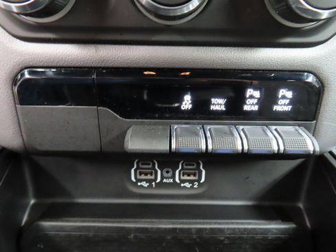 Used 2022 RAM 1500 Big Horn image 49