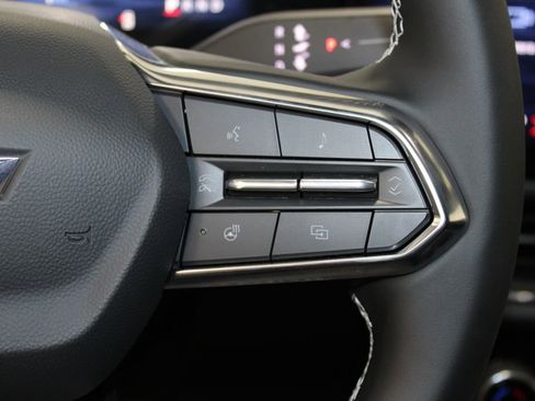 New 2026 Chevrolet Equinox EV LT image 29