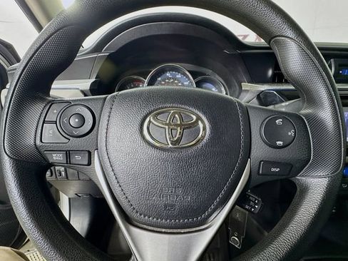 Used 2014 Toyota Corolla LE image 13
