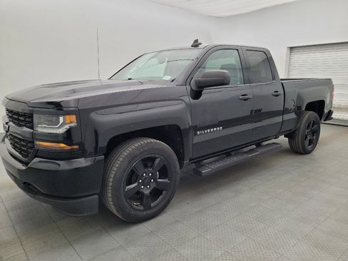 Used 2018 Chevrolet Silverado 1500 Custom w/ Custom Value Package RWD image 2