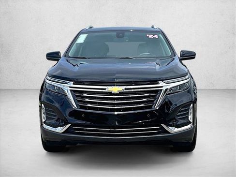 Used 2024 Chevrolet Equinox Premier FWD image 3