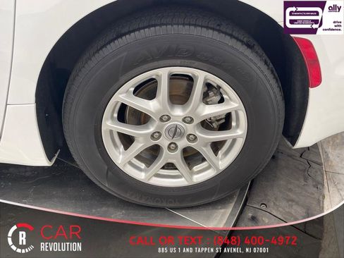 Used 2022 Chrysler Pacifica Touring-L image 51