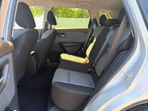 Used 2023 Nissan Rogue SV AWD/4WD image 29