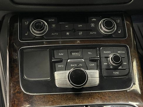 Used 2012 Audi A8 L 4.2 image 13