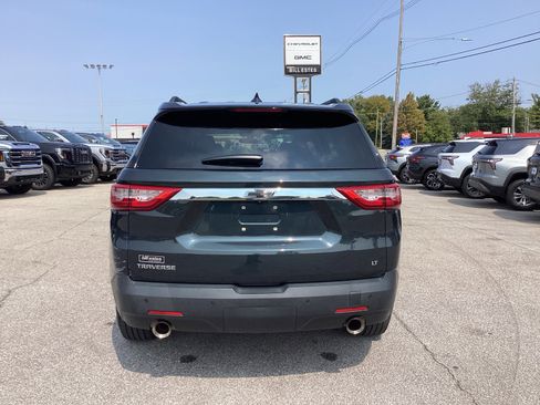 Used 2020 Chevrolet Traverse LT image 5
