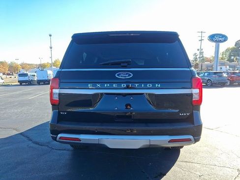 Certified 2024 Ford Expedition Max XLT image 5