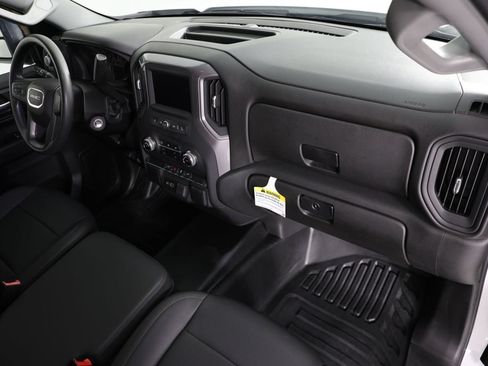 Used 2021 GMC Sierra 2500 4x4 Crew Cab w/ Convenience Package image 24