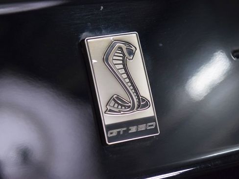 Used 2020 Ford Mustang Shelby GT350 w/ Technology Package image 24