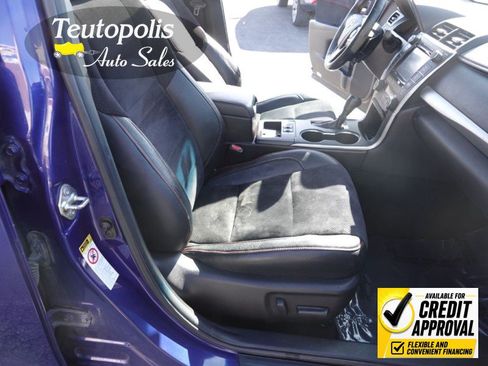 Used 2015 Toyota Camry XSE w/ Moonroof Package FWD image 29