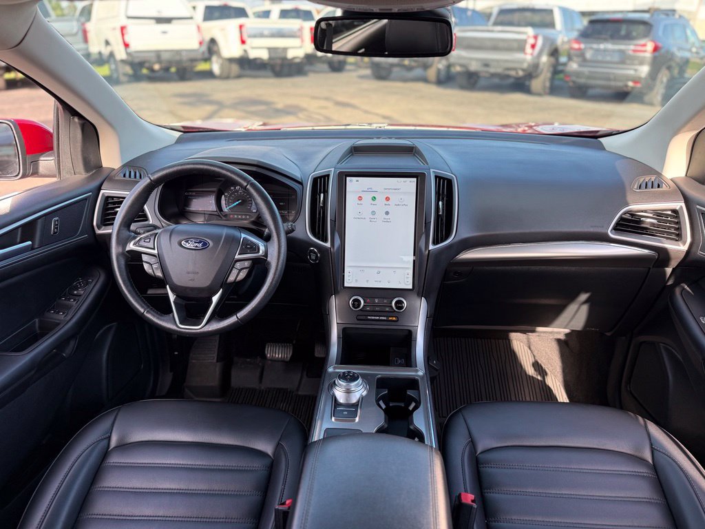 Certified 2022 Ford Edge SEL w/ Convenience Package AWD/4WD image 2