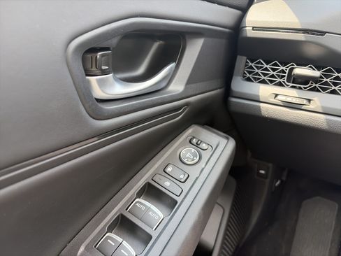 Certified 2025 Honda Accord SE image 24