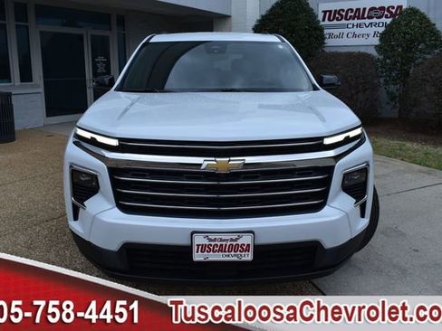 New 2026 Chevrolet Traverse LT w/ Driver Confidence Package image 4
