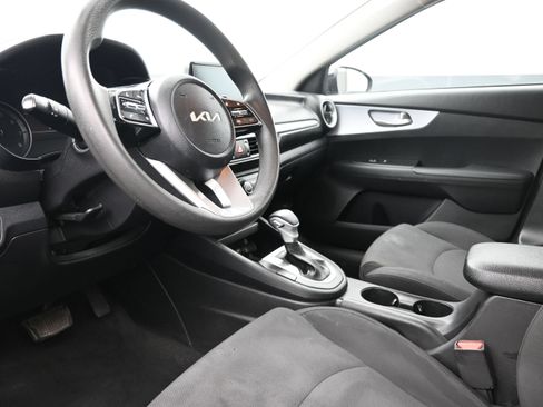 Used 2024 Kia Forte LX FWD image 10