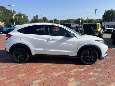 Used 2022 Honda HR-V Sport image 24